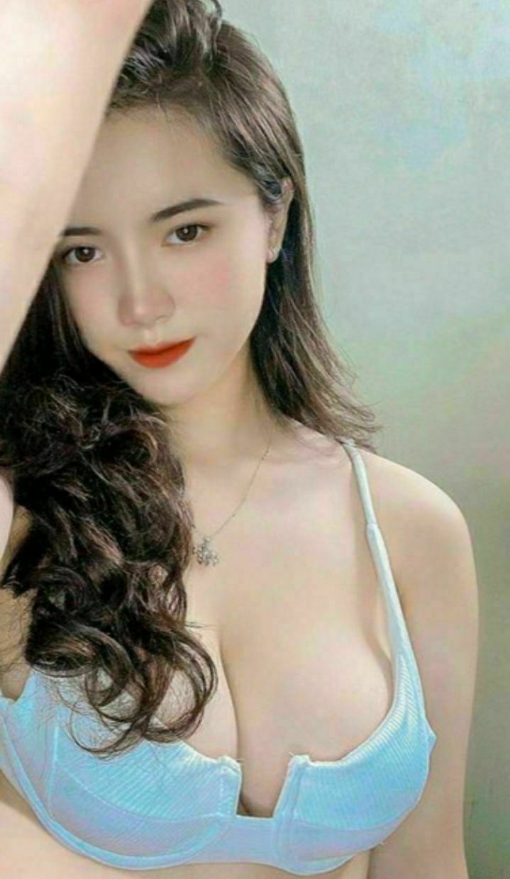 憨厚小伙人太猛，各种姿势操服小妹